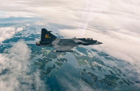 Gripen E flying