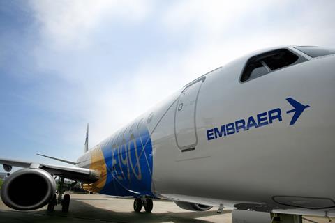 Embraer 190