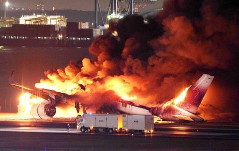 JAL A350 blaze