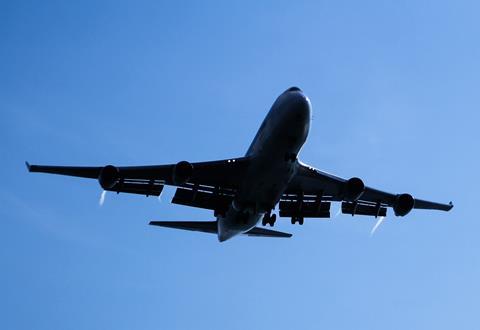 747 airborne-c-TH Chia Unsplash