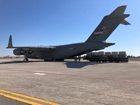 C-17 flying from Italy to the USA with 500000 swabs 3