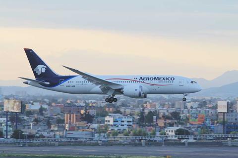 16-agosto-2013-dreamliner-aeromexico-a-18