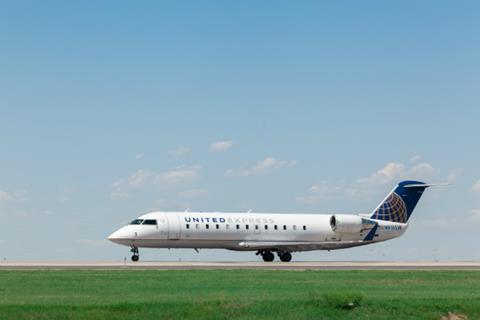 United CRJ200