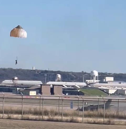 F-35 crash with parachute Fort Worth