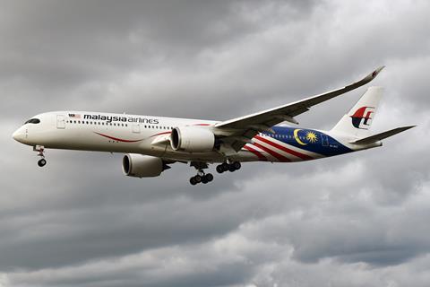 Malaysia_Airlines_(Malaysia_Negaraku_Livery),_9M-MAC,_Airbus_A350-941_(42595667000)_(2)