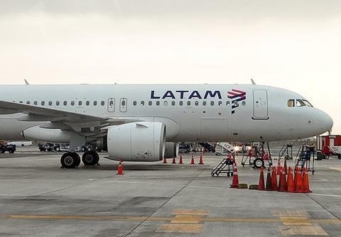 LATAM A320neo CC-BHB accident-c-Joe Wallace Creative Commons