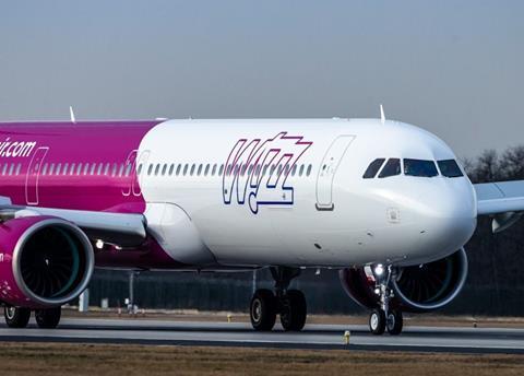 Wizz Airbus-c-Menzies Aviation
