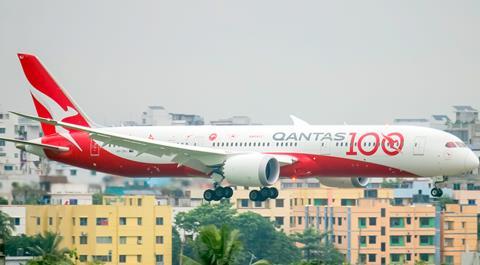 Qantas_Airlines_(100th_Anniversary_Livery)_-_VH-ZNJ_-_Boeing_787-9_Dreamliner_-_MSN_66074_-_VGHS