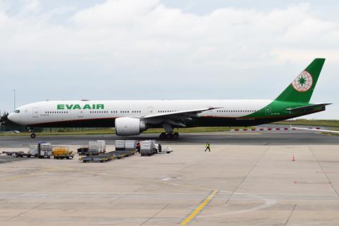 EVA_Air,_B-16739,_Boeing_777-35E_ER_(49589354482)