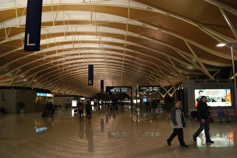 Pudong_Airport_section_2.Shanghai_-_panoramio