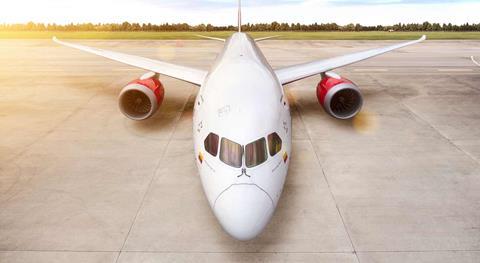 Avianca close-up-b787-high. Avianca