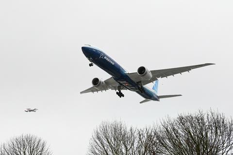 Boeing 777X 777-9 first flight Landing