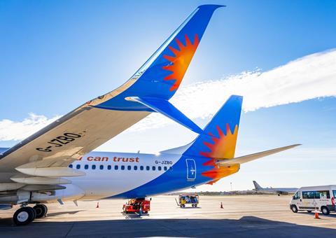 737-800 winglets-c-Jet2