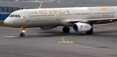 Etihad A321 again-c-Anna Zvereva Creative Commons