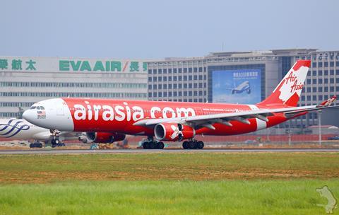 9M-XXZ_(30637267411) AIrAsia X