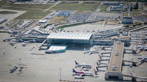 Budapest-c-Vinci Airports