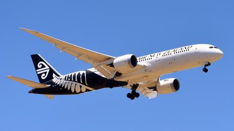 Air_New_Zealand_Boeing_787_ZK-NZC_Perth_2018_(01)