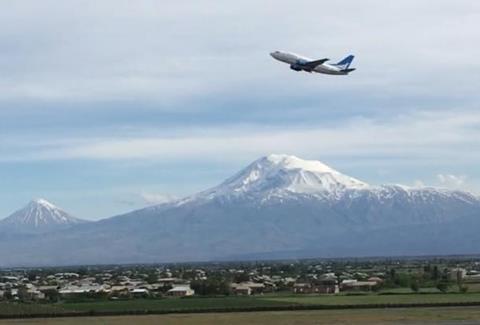 Aircompany Armenia flight-c-Yerevan airport