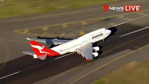 Qantas 7News Live Takeoff