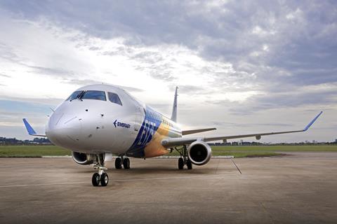 Embraer E175