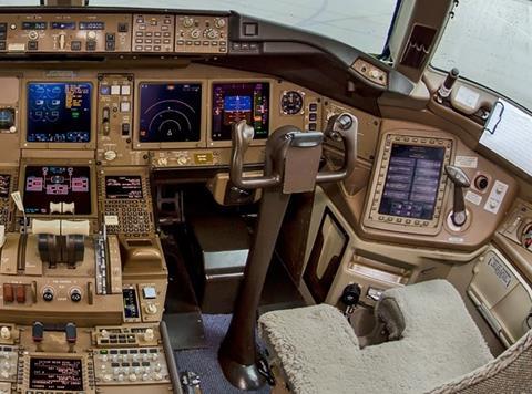 777 control yoke-c-Alex Beltyukov Creative Commons