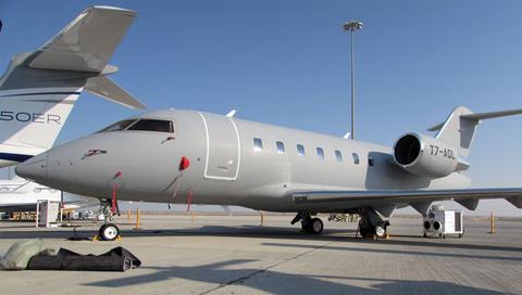 Bombardier-Challenger-650-c-Max-Kingsley-Jones+Fli