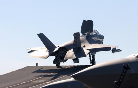 USMC F-35B launch from HMS Queen Elizabeth