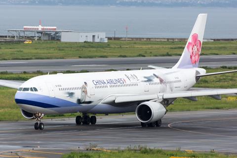 China_Airlines,_A330-300,_B-18361_(20434237694)