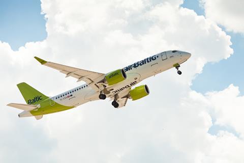 Air Baltic A220