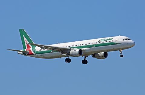 Alitalia Airbus A321-100 2020