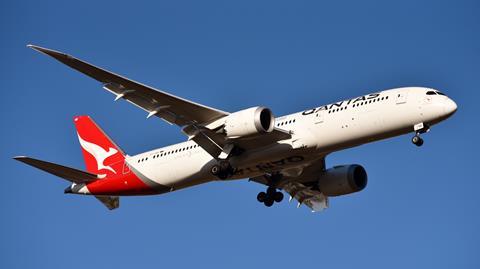 Qantas_Boeing_787_VH-ZNB_Perth_2023_(01)