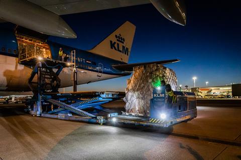 KLM cargo loading April 2020