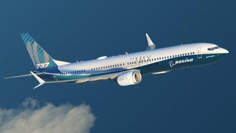 737 Max 10