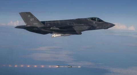 F-35A Amraam - US Air Force