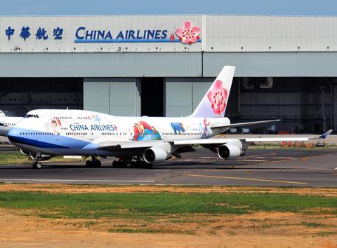 China_Airlines_Boeing_747-400_B-18203_(17876516152)