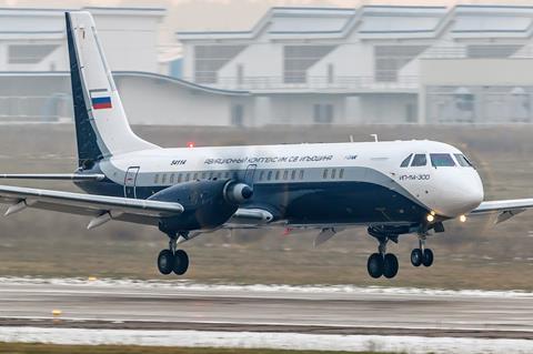 Il-114-300 landing