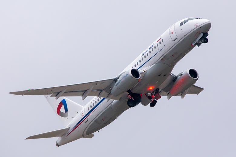 Sukhoi Superjet 100 - Page 26 66090_ssjwinglets2_541542