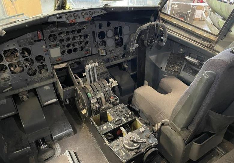 Auction offers cockpits and parts from Lufthansa and El Al 707s News
