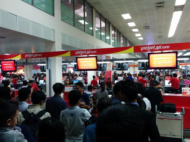 ho chi minh city airport departures